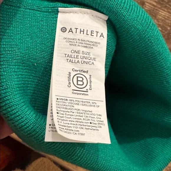 Athleta Kelly Green Knit Head Start Beanie (nwot) - Picture 3 of 3